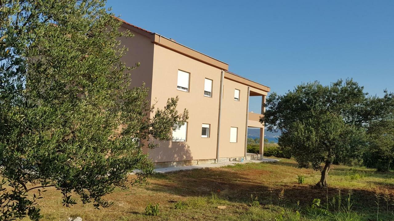 Apartments Borna Сукошан Экстерьер фото